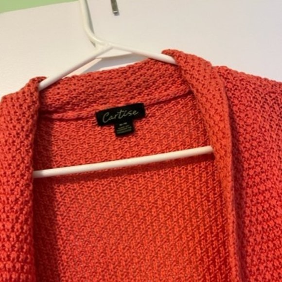 KNIT CARTISE CARDIGAN SWEATER IN CORAL - Picture 3 of 3